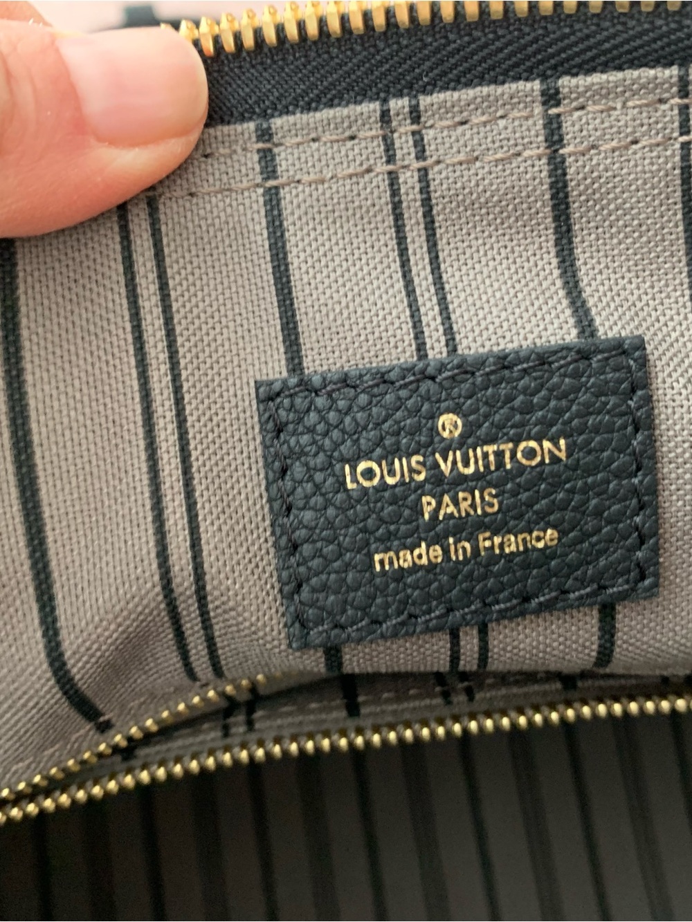 Louis Vuitton Black Monogram Speedy Empreinte- Never worn - Picture 4 of 8